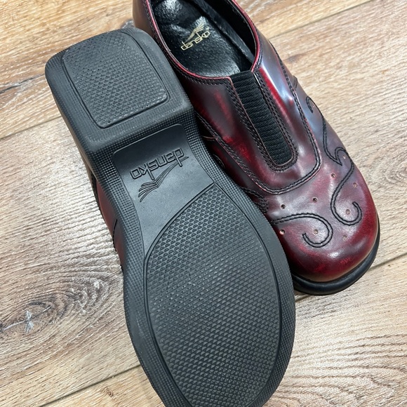 Dansko Vintage Boho Goth Y2K 90’s Red & Black Unique Artist Slip on Clog - Picture 4 of 6